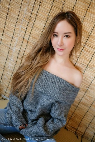 欣杨欧洲杯推女郎 性感美女助威欧洲杯-第2张图片-www.211178.com_果博福布斯